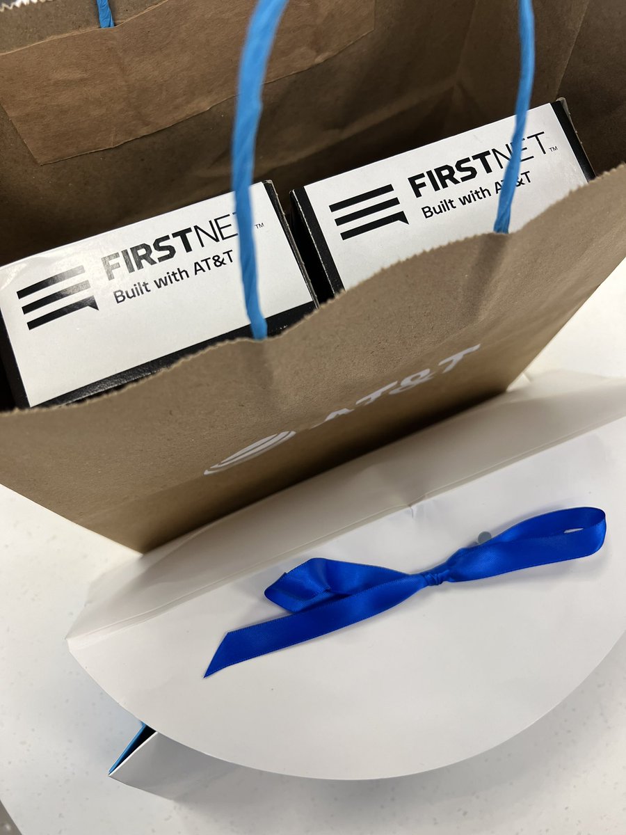 Tyler L. Rapp (@tyler_l_rapp) on Twitter photo #newbagwhodis #ecofriendly <a href="/ATT/">AT&T</a> bag for #winlocal @theeastregion <a href="/LifeAtATT/">Life at AT&T</a> #firstnet show love for our certified nurse assistants and RN <a href="/Vinecia_F/">Vinecia F.</a> <a href="/TadrosPatrick/">Patrick Tadros</a> <a href="/fr2875/">FR2875@ATT.COM</a> <a href="/LifeAtATT/">Life at AT&T</a> #newbagwhodis #ecofriendly <a href="/ATT/">AT&T</a> bag for #winlocal @theeastregion <a href="/LifeAtATT/">Life at AT&T</a> #firstnet show love for our certified nurse assistants and RN <a href="/Vinecia_F/">Vinecia F.</a> <a href="/TadrosPatrick/">Patrick Tadros</a> <a href="/fr2875/">FR2875@ATT.COM</a> <a href="/LifeAtATT/">Life at AT&T</a>