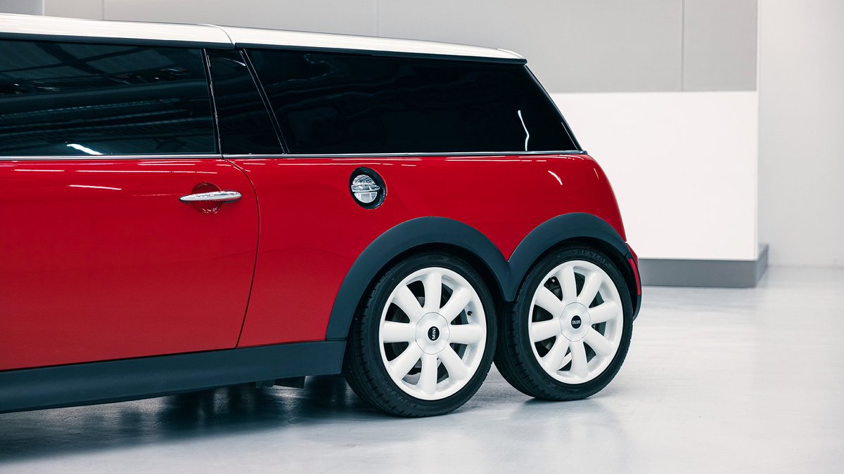MINImexico's tweet photo. El #TB de hoy es la limusina única MINI Cooper S 😮. Este MINI único en su tipo incluso tenía una bañera de hidromasaje. ¿Ya lo conocían, MINIacs?

#MINI #OffSeries #BIGLOVE #MINIMexico https://t.co/XERuAq88dq