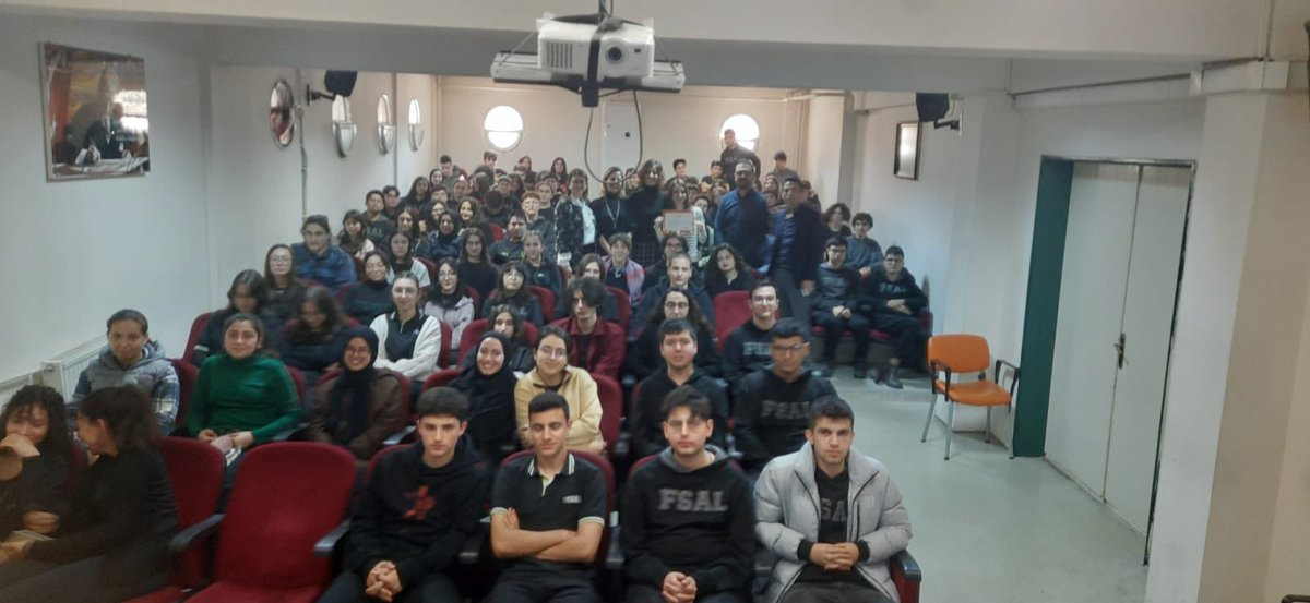 SaygLisesi's tweet photo. SBÜ İzmirTıpFakültesi’nin çok değerli akademisyenlerini okulumuzda ağırladık.Bilgi birikimlerini öğrencilerimiz ile paylaşmaları bizleri mutlu etti. Gençlerimize katkılarından dolayı Hocalarımıza FSAL Ailesi adına çok teşekkürederiz
@izmir_ilmem 
@sbuedutr @yahsiomer @hsyngnsksv https://t.co/AaJVUlDS6P