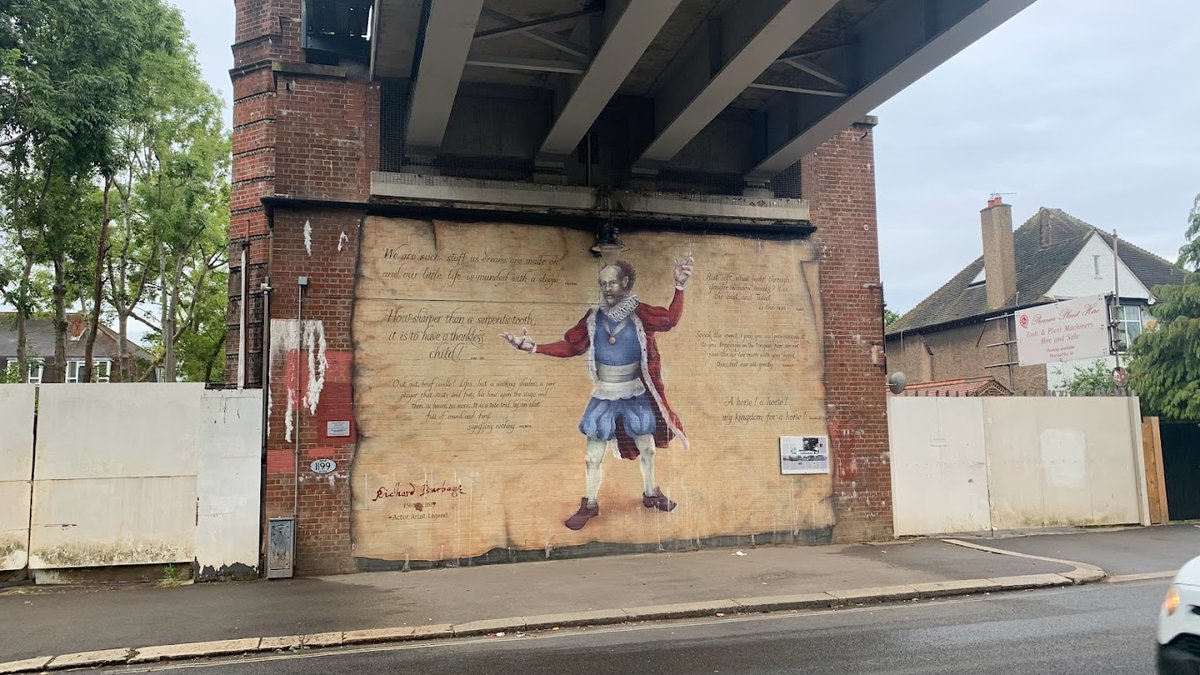 If you're not sure where we are... just find the mural of Shakespearean legend Richard Burbage and you'll find us! 

#artwork #shakespeare #findus