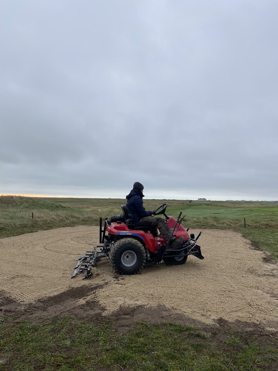 ShaunKernaghan's tweet photo. Wee project ticked off this week, adding an extra grass tee to the driving range. Spring coming 🌱 @Princesgolfclub https://t.co/p4zR3OuKlA