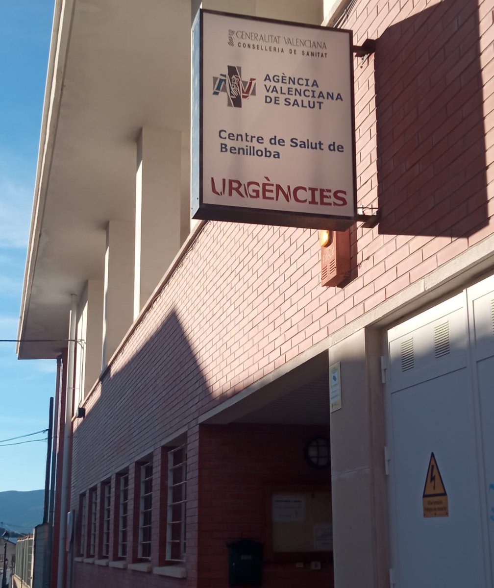 PSPV_LaMuntanya's tweet photo. 🏥Des del PSPV-PSOE de la la Muntanya manifestem la nostra preocupació per la prestació del servei sanitari en les zones de l'Alcoià i el Comtat.

‼️ Hem sol·licitat una reunió amb el Gerent de l'Hospital Verge dels Lliris per abordar qüestions crítiques que afecten la ciutadania https://t.co/ozOOHt4UqO