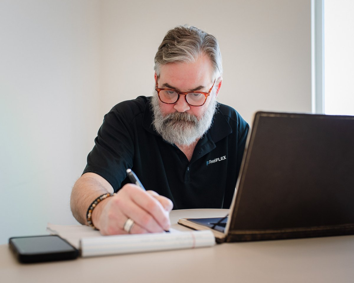 pixelflexled's tweet image. TeamFLEX 💪 with Ryan - our stellar Account Manager at PixelFLEX. He brings his passion and expertise to the vibrant world of LED solutions with  his professional acumen and genuine enthusiasm for the transformative power of direct view LED technology. 

#PixelFLEX #LEDInnovation