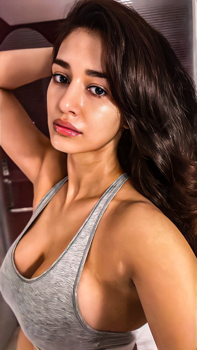 GGzIbA1asAE-wrz?format=jpg&name=medium