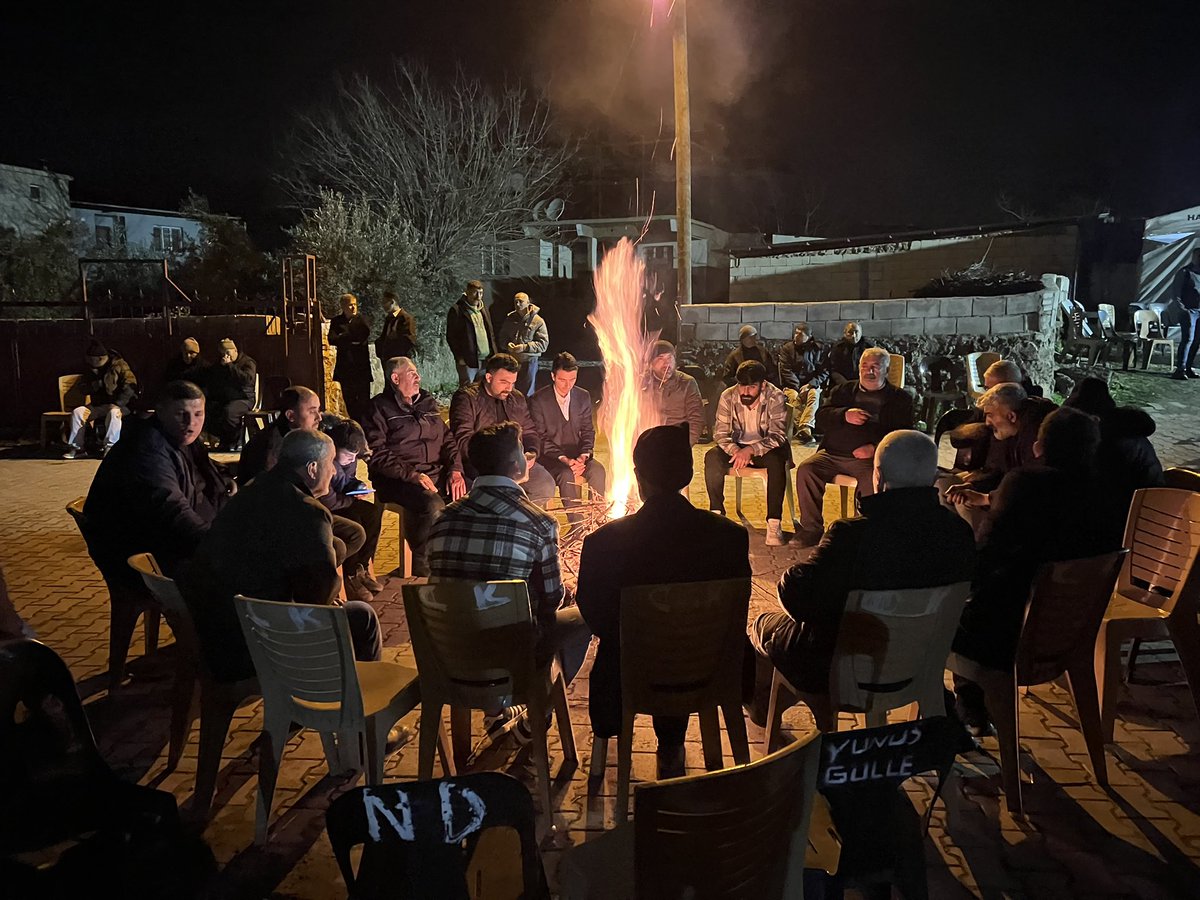 clldgn31's tweet photo. 📍SAPANÖZÜ / HASSA

Mehmet,Beyazıt,Yakup,Mikail,Celal,
İbrahim ,Emre Cino’nun Anneleri Safiye Cino’nun vefatı nedeniyle 
CİNO Ailesinin Taziyesine katılarak ailesine ve yakınlarına başsağlığı diledik. 

        HALİL ERSEN DOĞAN
  AK PARTİ HASSA İLÇE BAŞKANI   
@HalilReisBaskan https://t.co/3zfHFZiCEk
