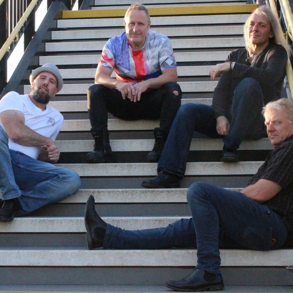 HatFactoryAC's tweet image. 🎉 Next Luton Live/s is ONLY 4 days away!

Catch @lutonlives February lineup featuring Eyes of Albion, Ghost Moves, The Dodo Society, and Daniel Maguire on Feb 24th! Book 🎟️ at culturetrust.com/whats-on/basem… #BasementLive #LiveMusic #FebruaryLineup