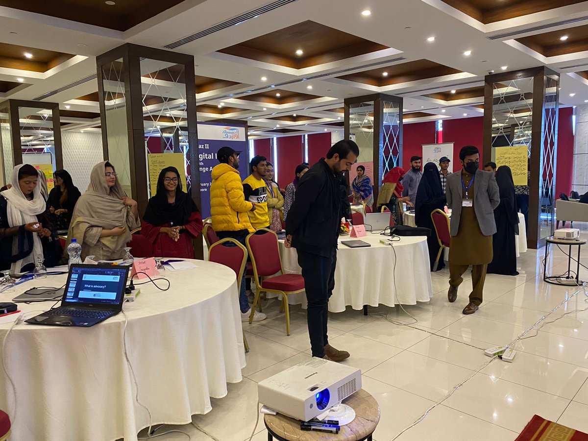 Updates from Day 2 and 3 of the Digital Literacy Training for Aawaz Change Agents in Lahore! #AawazII #AawazIIDigitalLiteracy #BritishCouncil #ITA #ACAs @pkBritish