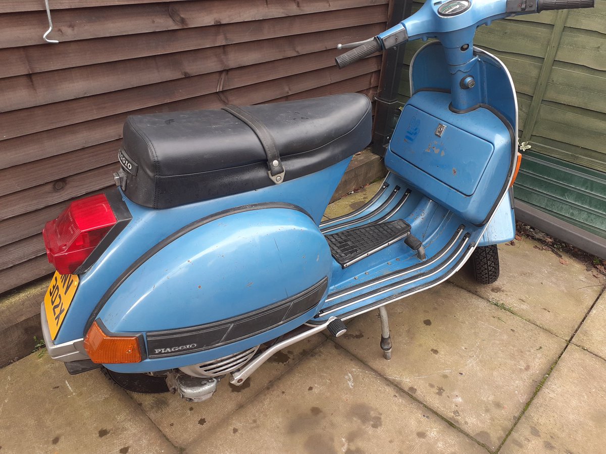 crcmotorcycles's tweet image. Anyone for this..
Vespa px 125 1982... £1995
V5 is here
Came into the country in 2015, Daughter has owned it since then.
Been parked up for a few years so it's time for it to go. Nice solid original thing. Could make a cracking bike.
Feel free to message if interested.