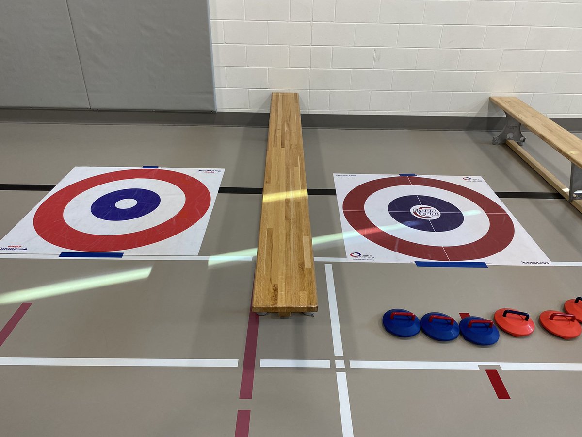 Thank you to our Physical Education team for yet another amazing opportunity! #curling <a href="/SageCreekLRSD/">SageCreekLRSD</a> <a href="/SageCreekPE/">Sage Creek Phys Ed</a>