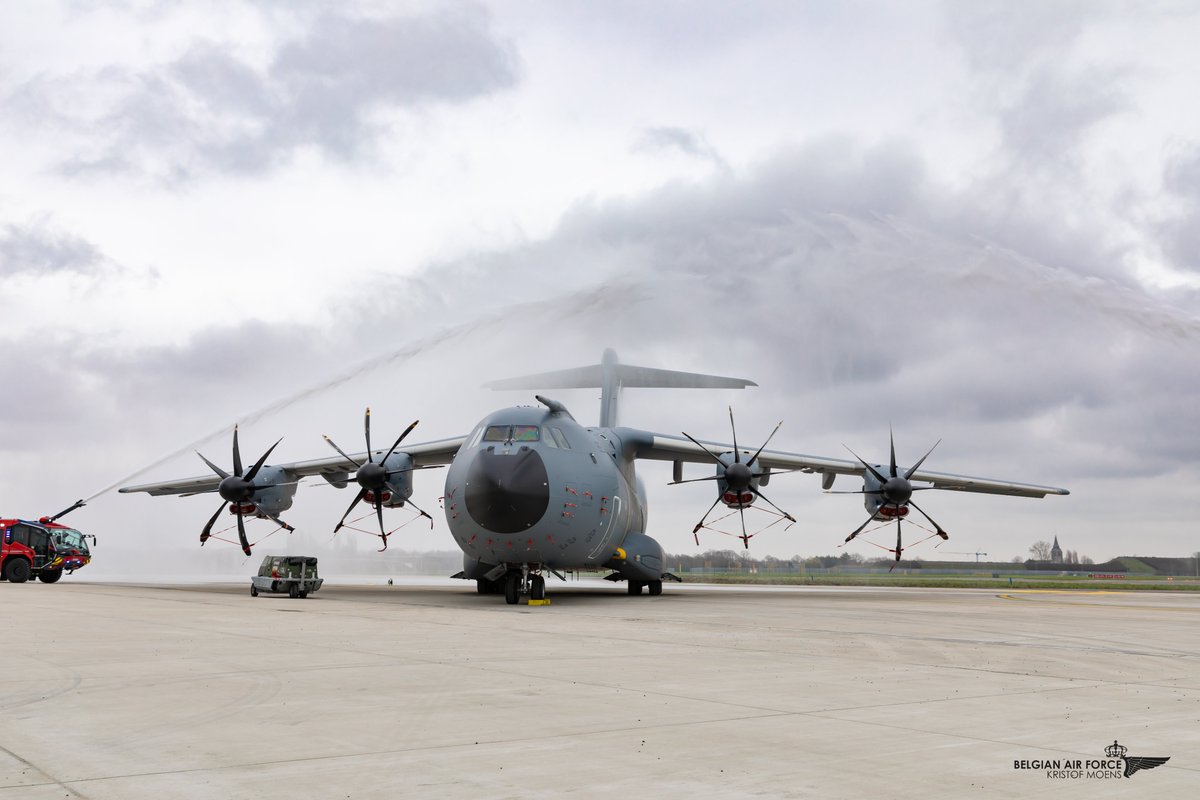BeAirForce's tweet photo. Today at Melsbroek Air Base, Major-General Dupont, Belgian Air Chief, welcomed the 8th #A400M aircraft of the fleet, CT-08, together with Ministers Ludivine Dedonder and Yuriko Backes. The #fleetcomplete of the BNU A400M unit will strengthen the 🇧🇪🇱🇺 transport capabilities. https://t.co/BrTnAttnGu