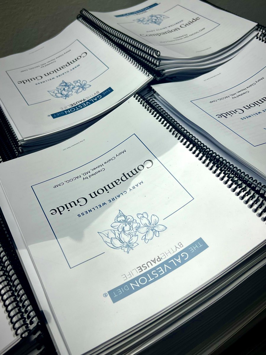 TheArtwinGroup's tweet image. Coil Bound books anyone? We can be your one stop shop for all of your booklet needs. Check out this order we did for The Galveston Diet Mary Claire Haver, MD. Give us a call to begin your order 409-763-1666.
#speedysprinting #coilbinding #booklets #printing #binding #books