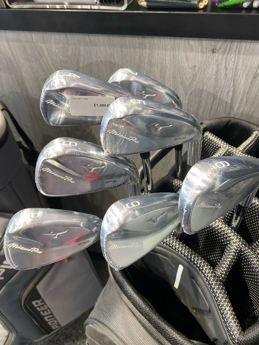 Lee Brotherhood GOLF tweet media