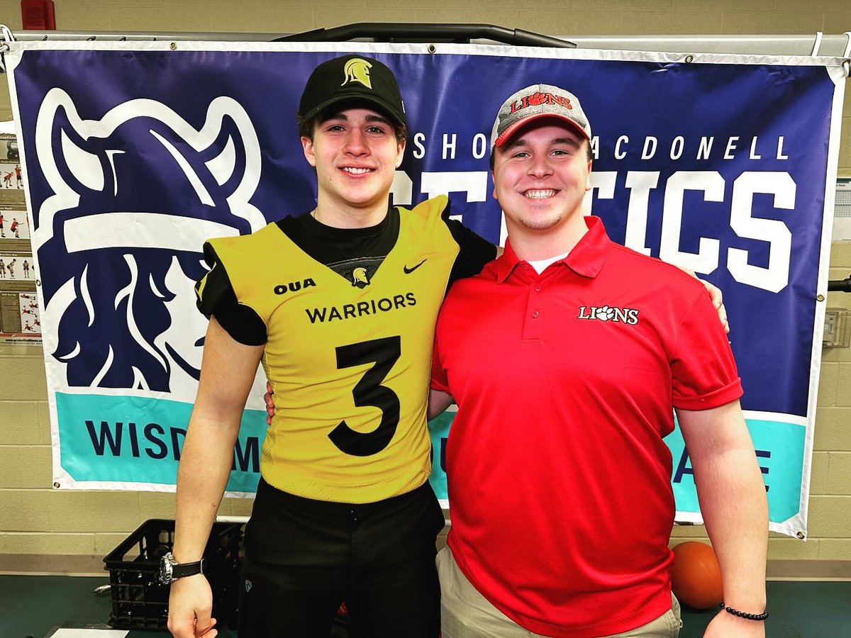 🚨🏈519 COMMITMENT ALERT - Sam Shoniker from @BM_Football is a WARRIOR! Shoniker signs with @bertwarriorfbal and @WlooFTB this morning with family, friends and teammates in attendance at Bishop Macdonell. Congrats Sam! #519Proud #LocalSports @WlooWarriors @CMFALions @onhsfball