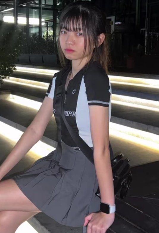 Gosh5735's tweet photo. 「 反差女系列」
单纯的骚货背着男友被损友带去灌醉后开苞被操到漏尿的骚货 https://t.co/Bt92DMRsra