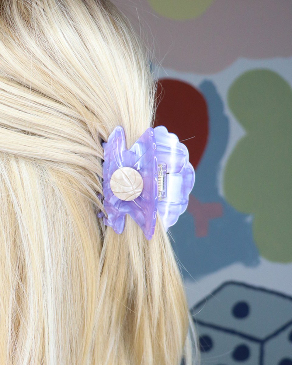 HAYLEY ELSAESSER tweet media