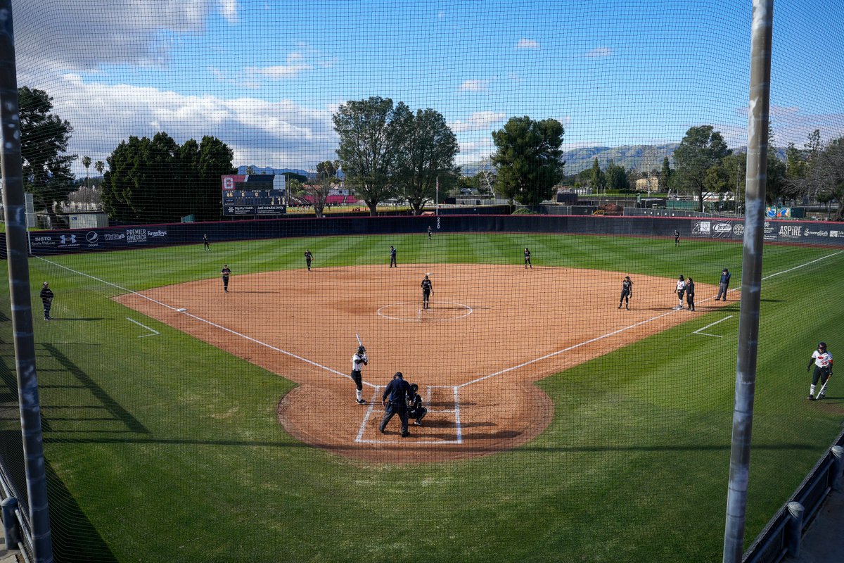 CSUN Softball tweet media