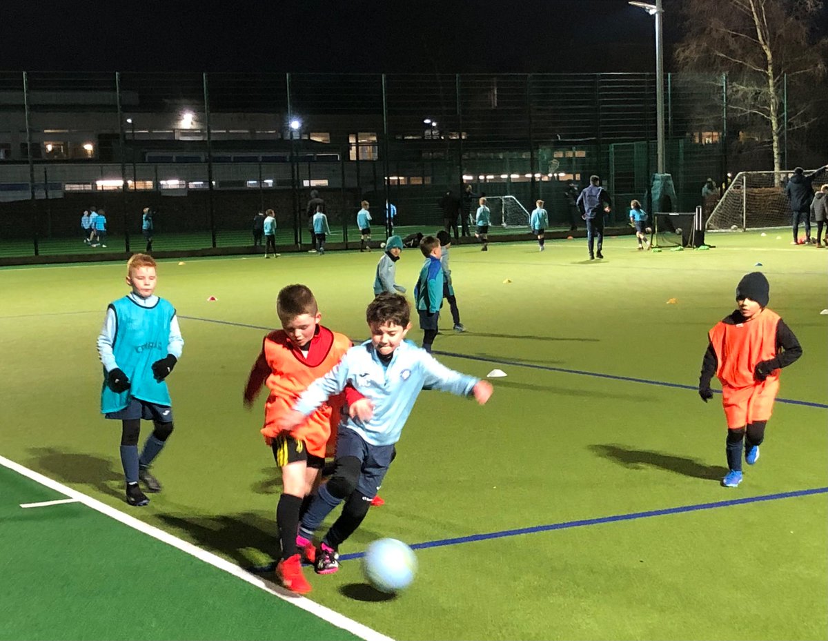 OnTheBallGlasgo's tweet photo. Another training night underway!!!
#Kidsfootball #Otb #Kidstraining #ontheball #Youthfootball #football #footballskills #soccer https://t.co/taIlMsc4U2