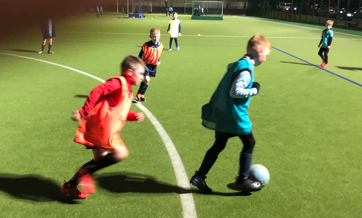 OnTheBallGlasgo's tweet photo. Another training night underway!!!
#Kidsfootball #Otb #Kidstraining #ontheball #Youthfootball #football #footballskills #soccer https://t.co/taIlMsc4U2