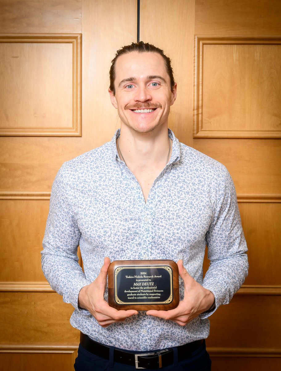 Nicholas_Burd's tweet image. Congrats to Max Deutz for receiving the Division of Nutritional Sciences Toshiro Nishida Research Award