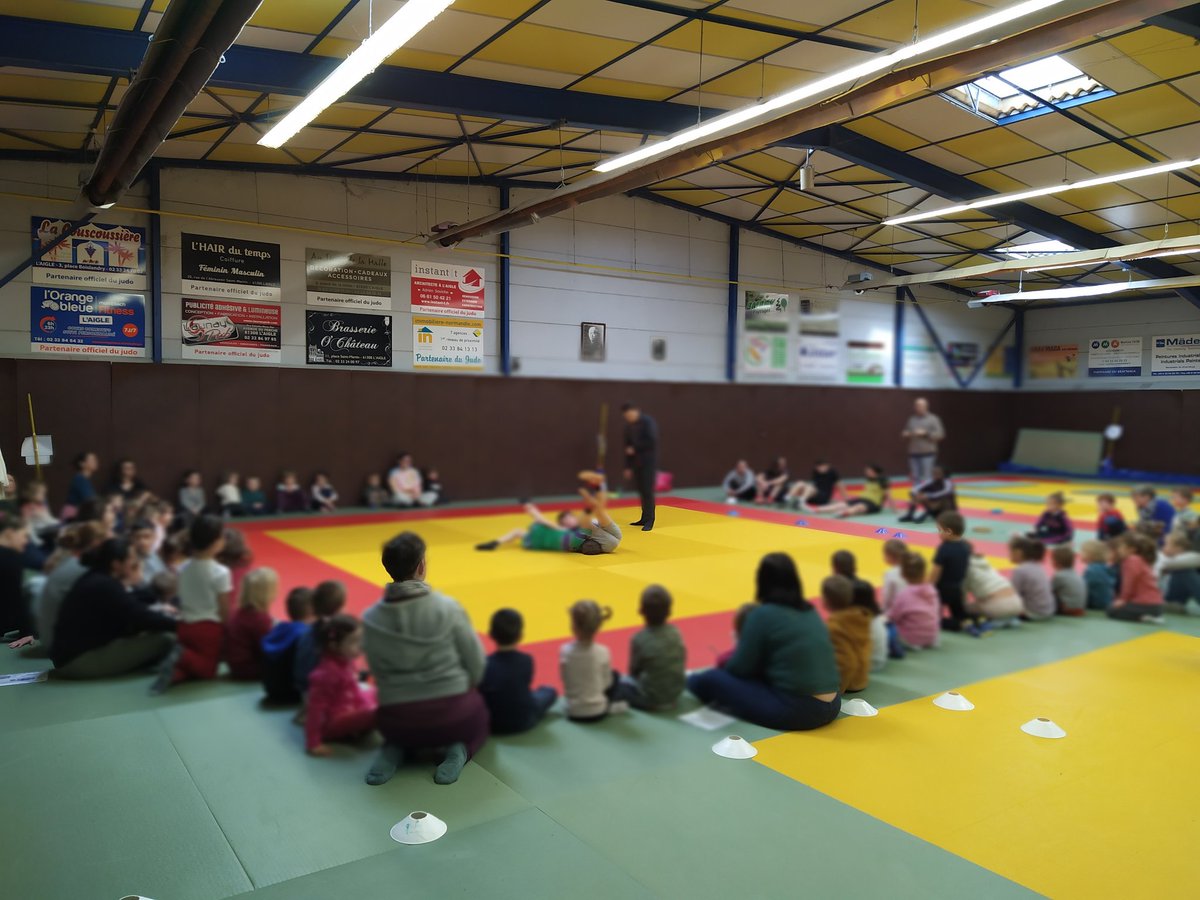 Circonscription de L'AIGLE tweet media