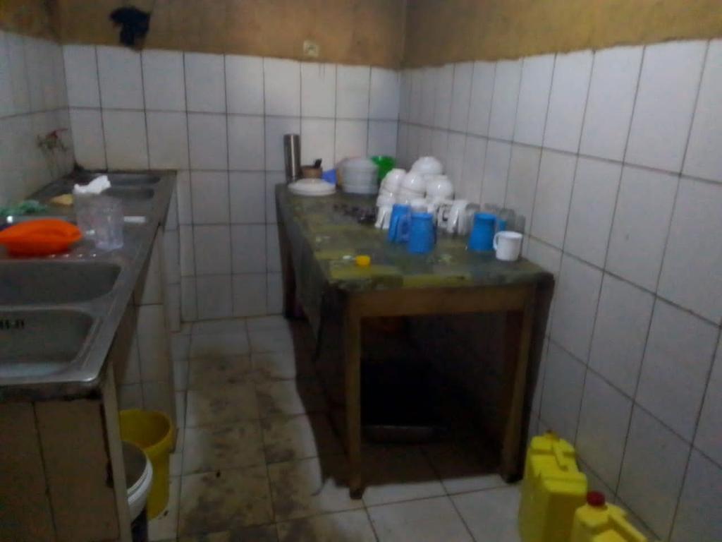 Nyagatare Sector (@nyagataresector) on Twitter photo uyu munsi abagize inama njyanama yumurenge wa Nyagatare bafatanyije nabakozi bumurenge, bagenzuye isuku ahatangirwa serevisi mu mujyi wa Nyagatare harimo restaurants n'utubari Babagira inama kubikwiye kwitabwaho no gukosora mumitangire ya serevisi <a href="/NyagatareDistr/">Nyagatare District</a> <a href="/JennyIngabire/">INGABIRE Jenny</a> uyu munsi abagize inama njyanama yumurenge wa Nyagatare bafatanyije nabakozi bumurenge, bagenzuye isuku ahatangirwa serevisi mu mujyi wa Nyagatare harimo restaurants n'utubari Babagira inama kubikwiye kwitabwaho no gukosora mumitangire ya serevisi <a href="/NyagatareDistr/">Nyagatare District</a> <a href="/JennyIngabire/">INGABIRE Jenny</a>