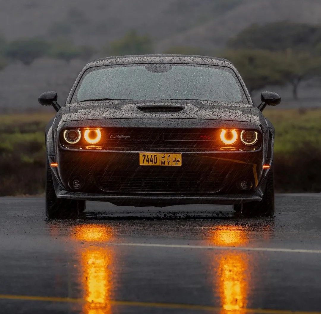 arabasevdamiz's tweet photo. Dodge Challenger 🔥 https://t.co/b7PG6WaIbX