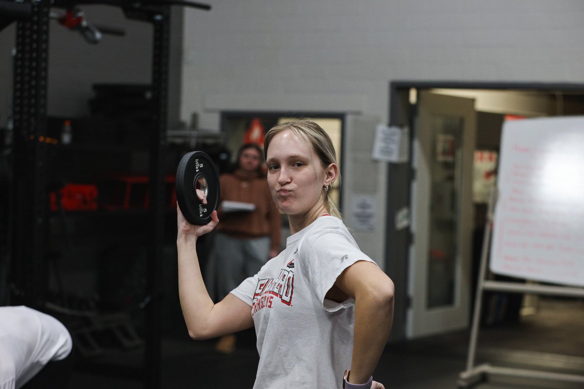 MSUM_Dance's tweet photo. some pics from lift this morning 💪

#MSUMDance #Dance #MSUMDragons https://t.co/lRCHlDvrs9