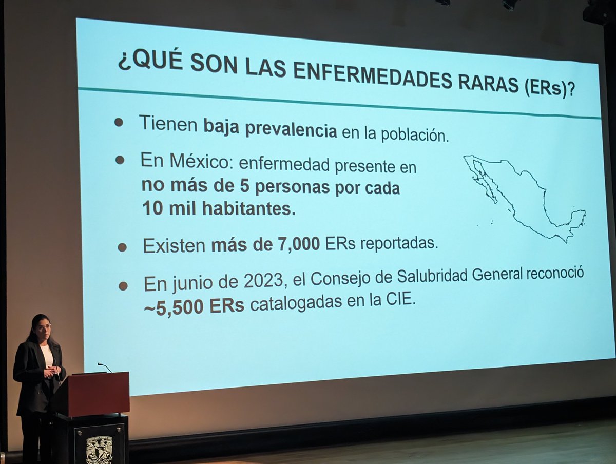 GonzagajMx's tweet photo. Orgullosa de los estudiantes del grupo de Genómica Mendeliana y Salud de Precisión @LIIGH_UNAM presentando sus proyectos en los Días Académicos #LIIGH24
Felicidades @tansepmor @cesar_aspiros @issisaby por sus excelentes presentaciones sobre #EnfermedadesRaras y #CancerHereditario https://t.co/RQqxyDkEuC
