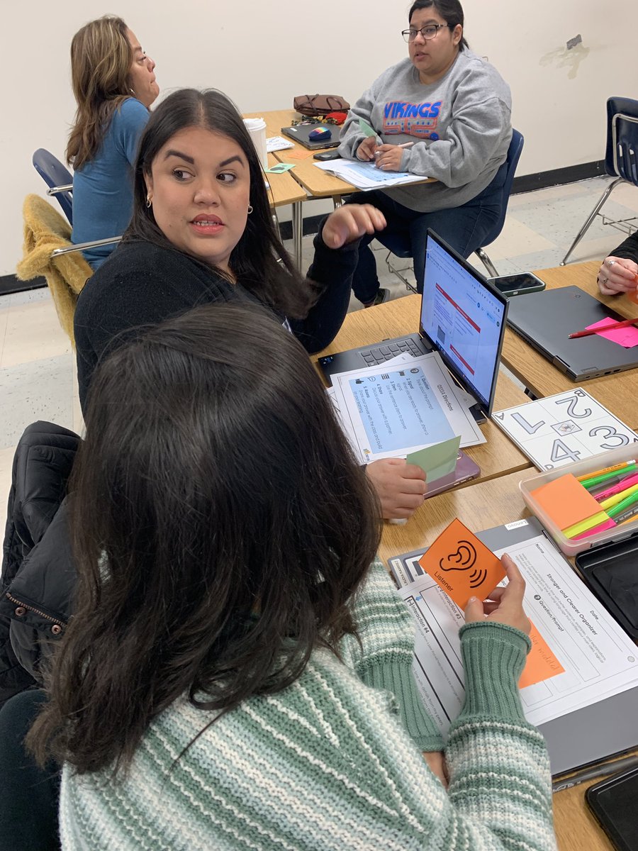 Structured Conversations for the win! Our Feb.PD was filled with so many “Ah ha” moments and yea here kesrned some great strategies to take back to their classroom! #ShelteredInstruction #LetsTalkAbout <a href="/MsPineros/">Daniela Piñeros</a>
