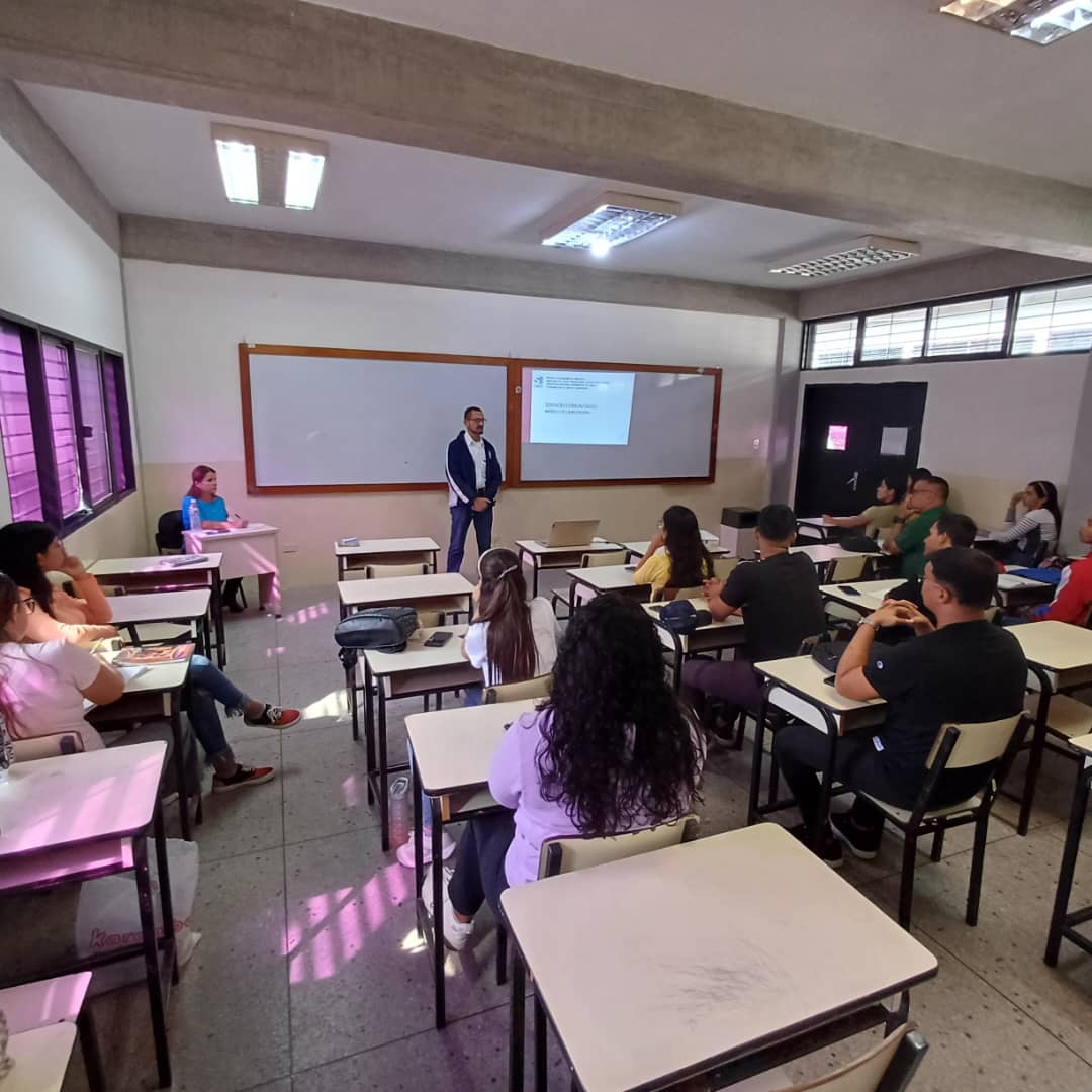 Iniciamos capacitación para el Servicio Comunitario 2024 con estudiantes del <a href="/ccauney/">Alimentación Uney</a> a través de la Coordinación de Servicio Comunitario y la delegada de este pregrado. ¡Formamos con criterios de calidad! <a href="/sandraoblitasr/">Sandra Oblitas Ruzza</a> <a href="/mppeduniv/">@MPPEDUNIV</a> <a href="/MedozaWullian/">Wullian Mendoza</a> <a href="/oscarmartin62/">Oscar Muñoz Ojeda</a> <a href="/AbgManuel/">Manuel R. Muñoz B</a>