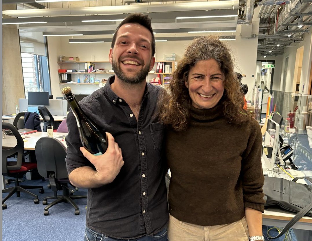 Massive congratulations to @Leo1401j for his Wellcome Career Development Award...a whole EIGHT years of funding to expand his fantastic research group @iit_ucl 🤩👏🍾🥂🍾