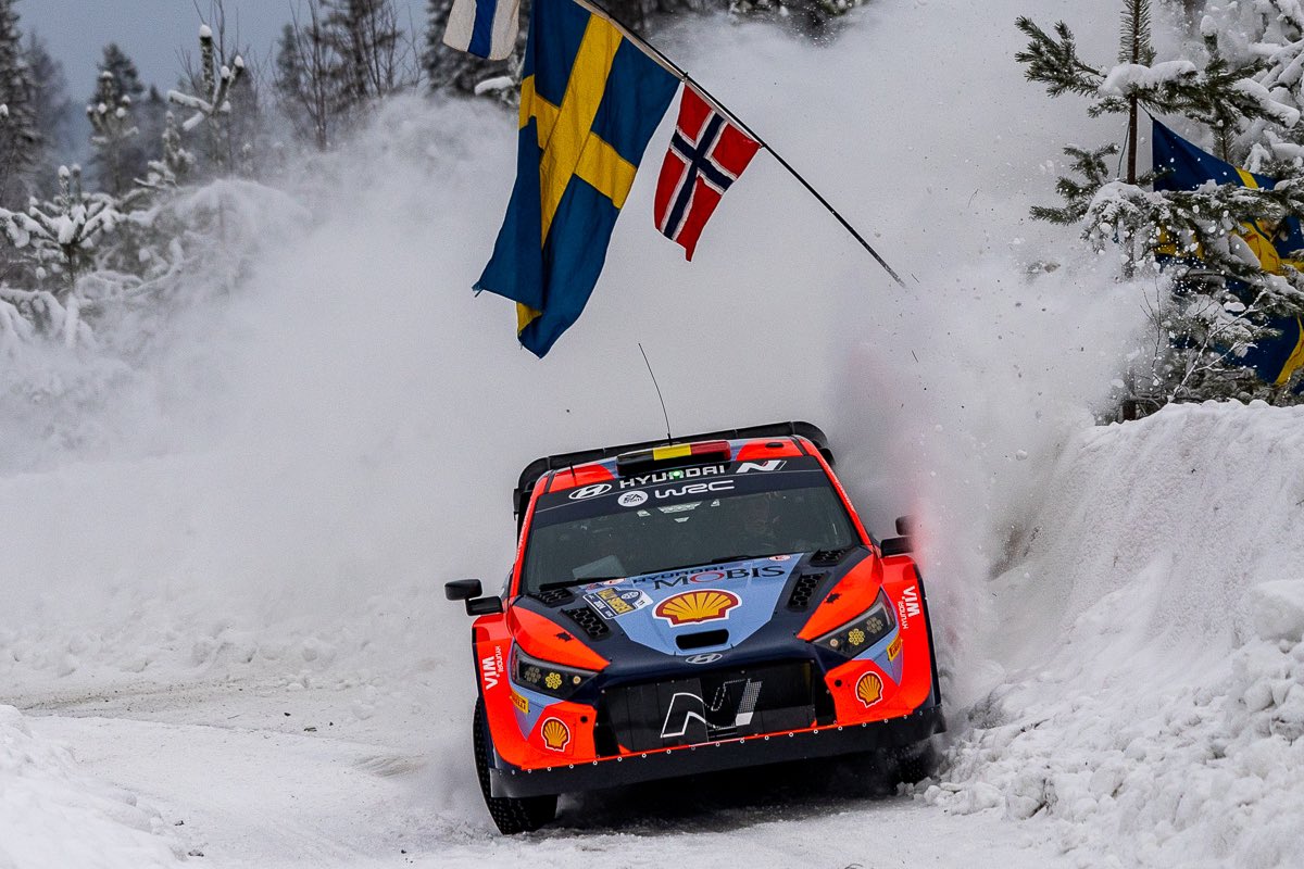NikosKatikis's tweet photo. Winter rallies… what an adventure! This year it was a bit more difficult to shoot, due to the huge amount of snow in the stages! But still one of the most picturesque during the season!
#rallypixels #wrc #canon https://t.co/Dk6pUr4x0L