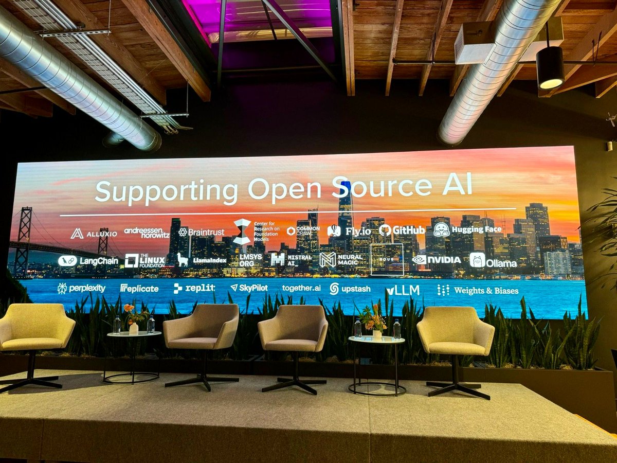Our inaugural meetup supporting OSS AI was a blast! 🚀 ▶️ An amazing discussion with @Percyliang, @jzemlin @MitchellBaker, moderated by @AnjneyMidha ▶️ A report on OSS AI by @BornsteinMatt and I ▶️ > 100 folks shaping OSS AI, including 24 co-hosts