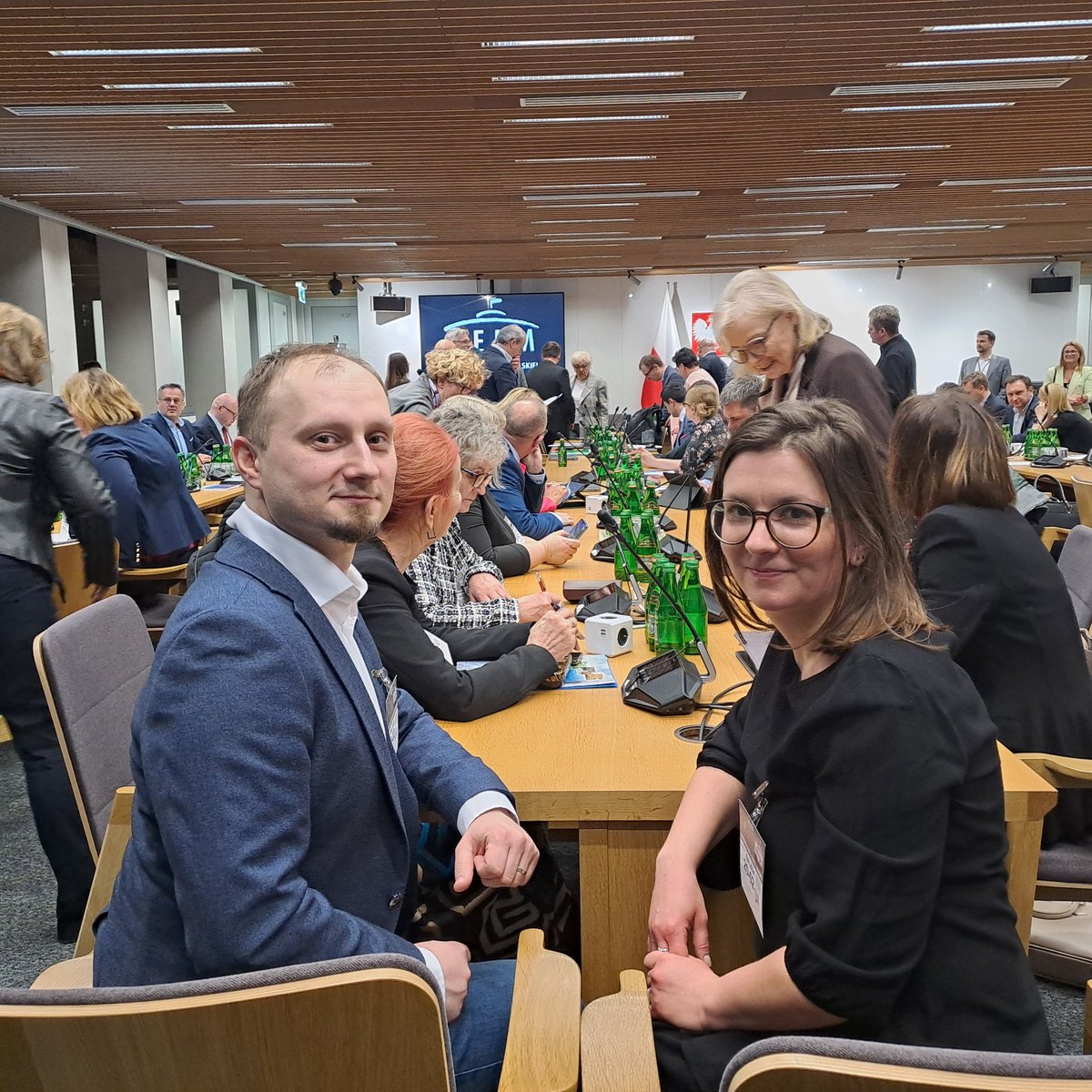 Dzis członkowie Zarządu KZZPMLD wzięli udzial w posiedzeniu podkomisji nadzwyczajnej do rozpatrzenia obywatelskiego projektu ustawy o zmianie ustawy o sposobie ustalania najniższego wynagrodzenia zasadniczego niektórych pracowników zatrudnionych w podmiotach leczniczych