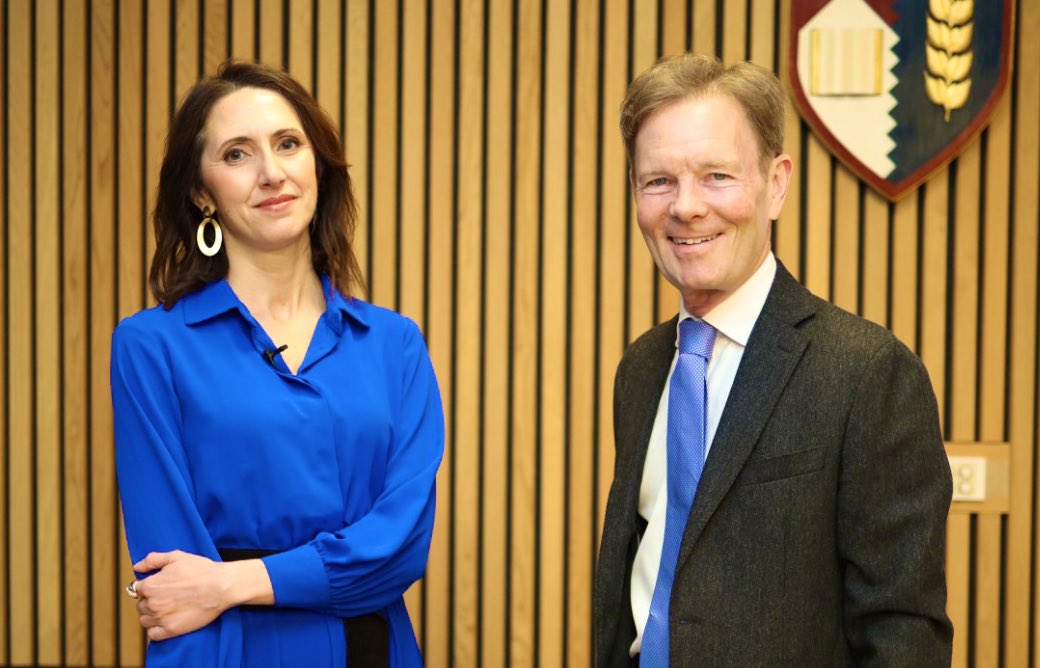 KelloggOx's tweet photo. It was a pleasure to welcome Prof @RosariaTaddeo to Kellogg this evening to give our Bletchley Park Week keynote lecture on the Ethics of Cyberwar.

#codekellogg #cyberwar #ethics @oiioxford @turinginst https://t.co/EjaQiVtCc7