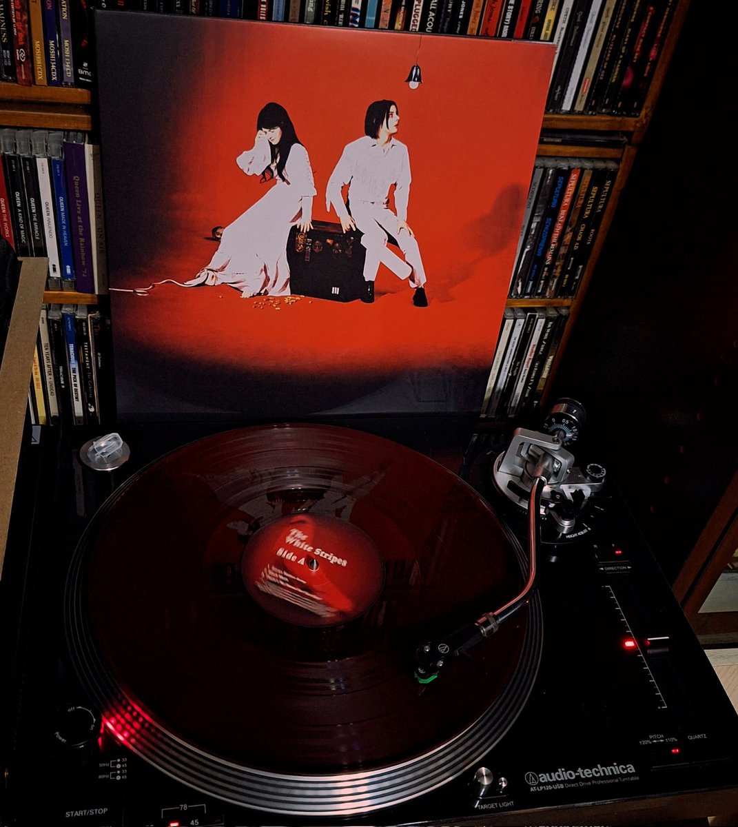 Seven nation army #nowspinning #WhiteStripes  #Elephant #Vinyl #20thanniversary #classicalbums #myvinylcollection