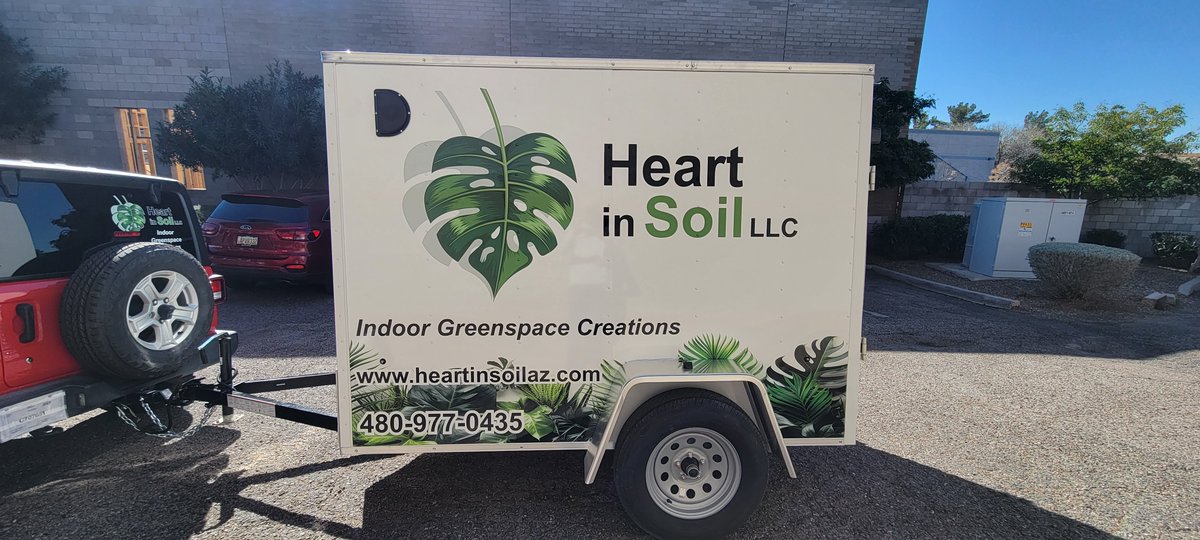 swami83's tweet image. On a mission to “greenify” public spaces, Heart in Soil collaborated with our team to create eye-grabbing Arizona vehicle graphics. tinyurl.com/ypdyvrxj
#ArizonaVehicleGraphics #VehicleGraphicsInArizona #TrailerGraphics #VehicleGraphicsForAJeep