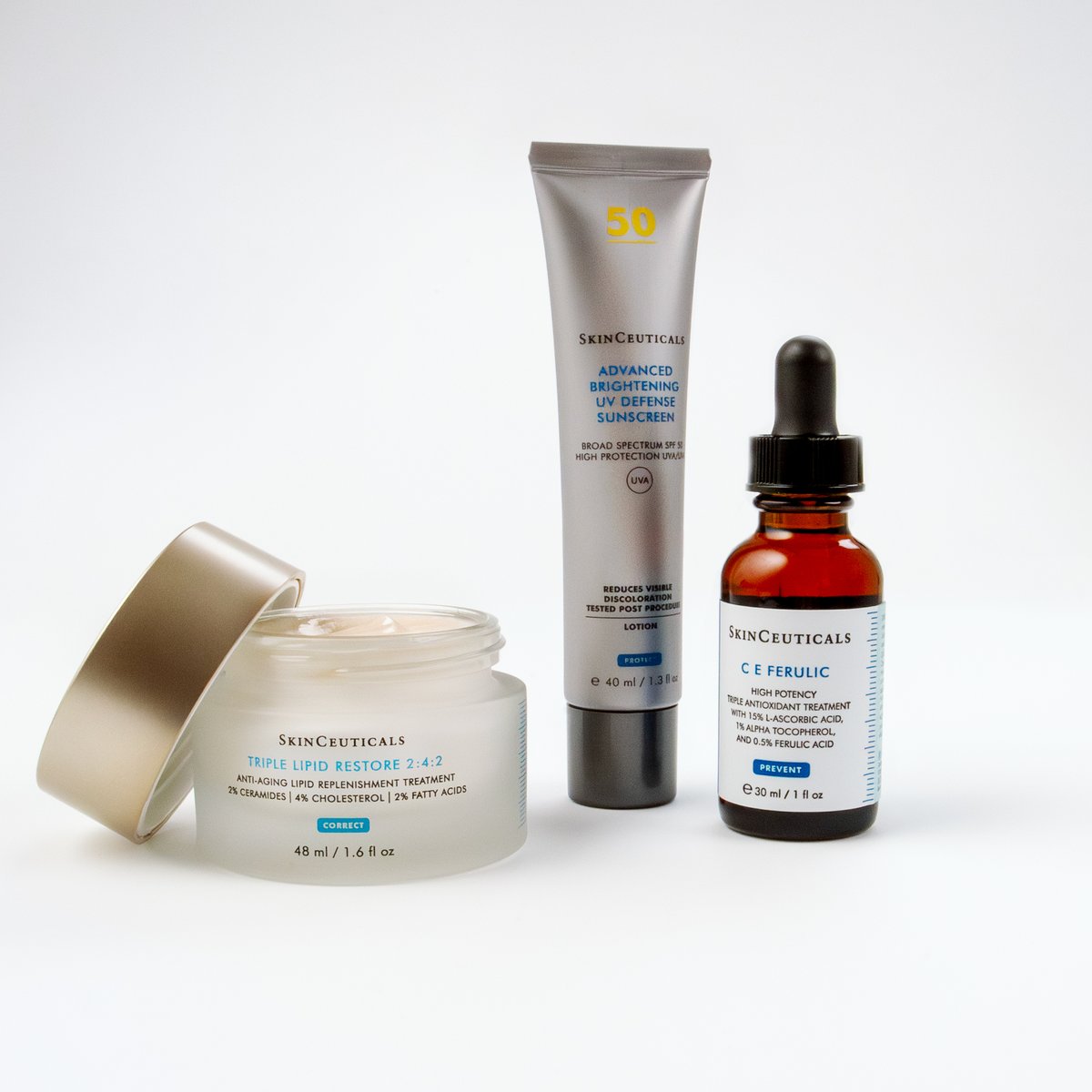 Twice daily, massage a thin, even layer of A.G.E. Interrupter Advanced anti-wrinkle cream onto the entire face, neck, and chest. Complete with your SkinCeuticals regimen!