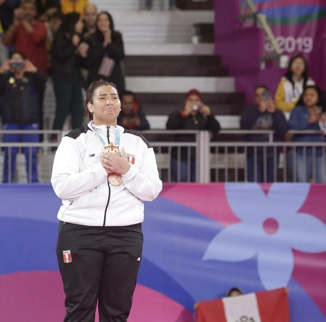 PuntoEnJuego's tweet image. Nuestra medallista de bronce en #Lima2019, Yuliana Bolívar, anuncia que le pone fin a su carrera como judoca. ¡Gracias por haberte sumado al #TeamPerú y haberlo defendido con amor y compromiso!
