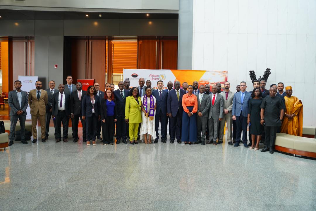 ACBF_Official's tweet photo. A successful first day with engagingย discussions coming out of the Training of #AfricanAmbassadors & #Diplomats on how they can promote the acceleration of the #AfCFTA implementation and realization of the African Trade and Economic Integration.
#ACBFinACTION
#TheAfricaWeWant https://t.co/KKrqkeKkUu