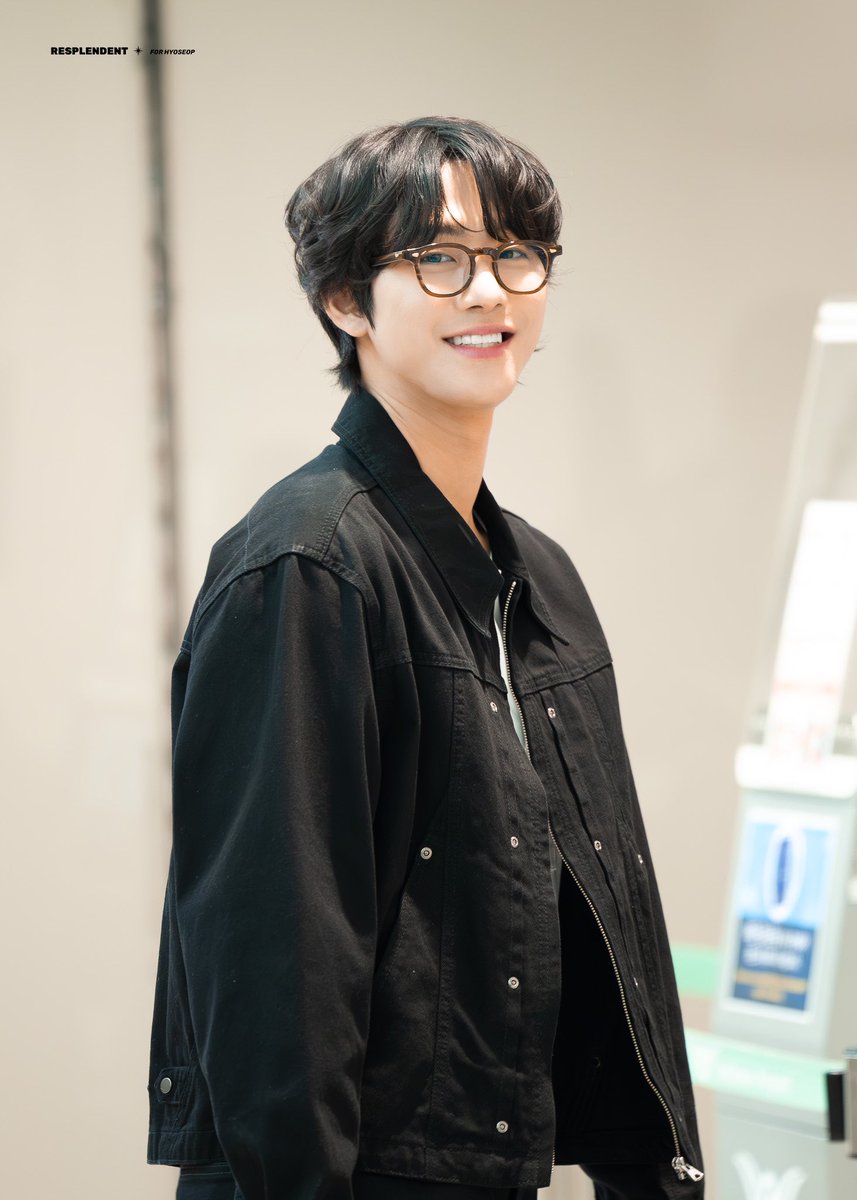 resplendent_ahs's tweet photo. 230908 ICN 출국 🛫 HD

자카르타 가던 날 👋🏻 씨익😄

#안효섭 #AhnHyoSeop #安孝燮 #アンヒョソプ #อันฮโยซอบ @ThePresent_twt https://t.co/8KkkvTmmIN