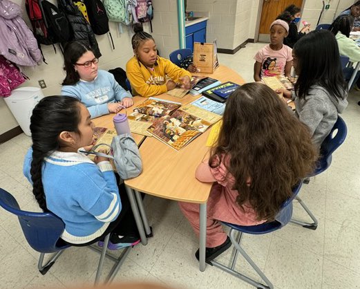 Educator817's tweet photo. Our 4th grade scholars are working collaboratively on identifying 3 main opinions of the Patriots, Loyalists, and In- Betweens as they record their thinking on their “What,So” @WitWisdomELA chart. 
#TomJoyTigers🐯 #BuildingExcellence💫 #Module3 @TomJoyElem @MNPS_Magnet @Dr_WJP https://t.co/QjNTH59dCq
