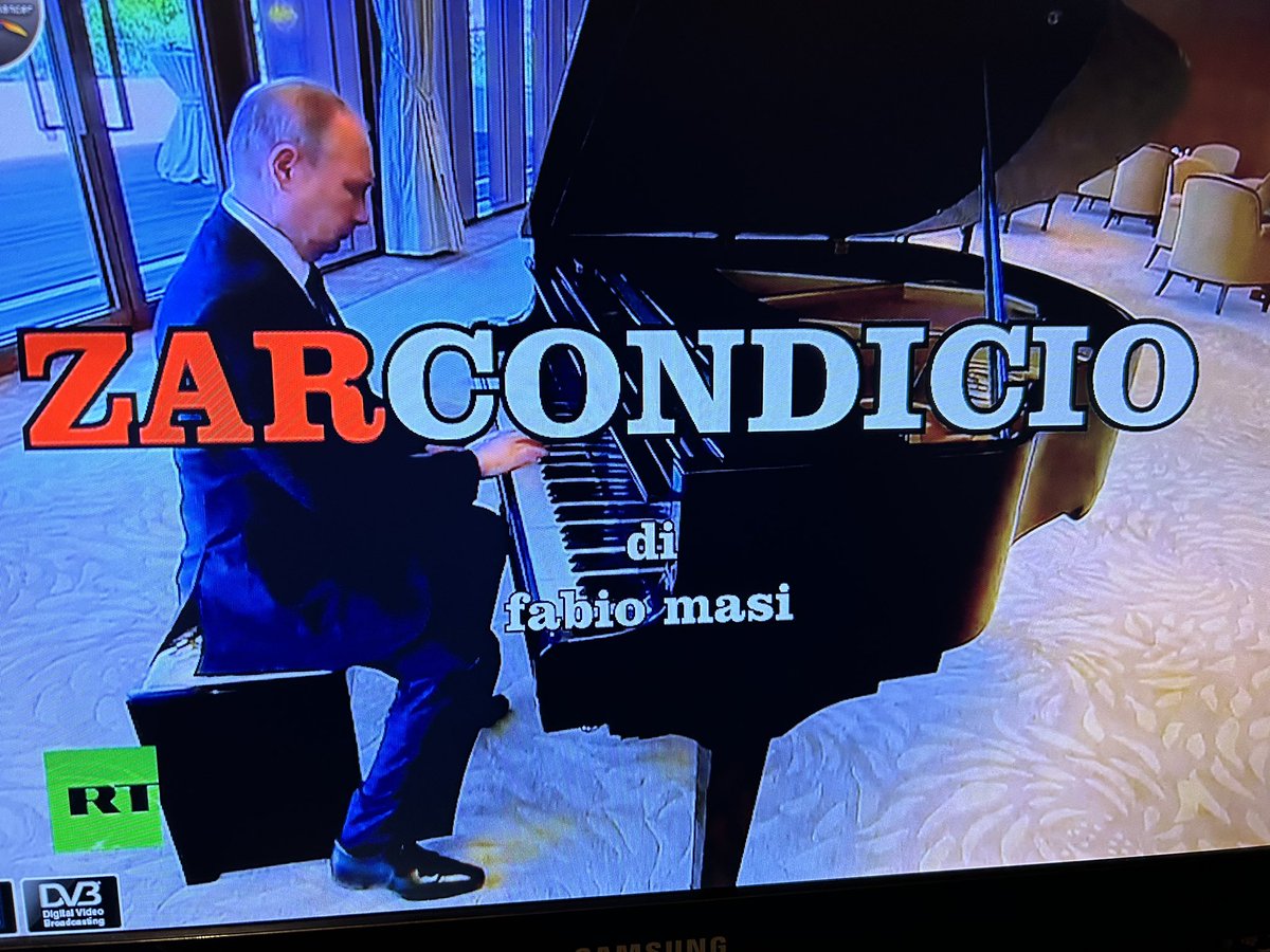 petronillarusso's tweet image. #ZARCONDICIO di #FabioMasi lโatteso #blob di ogni sera, ormai quasi una espiazione di peccati mortali #blob
@BlobRai3