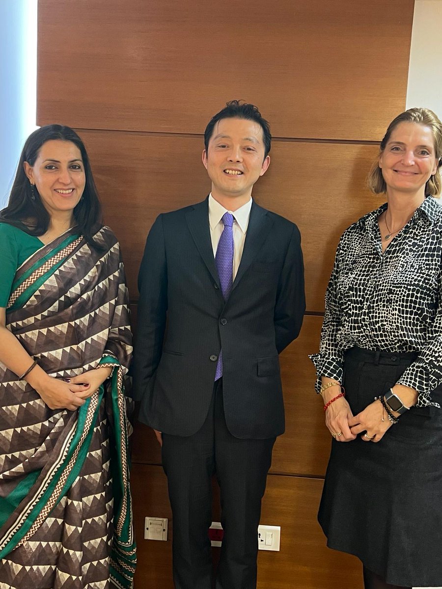 Great to meet Saito Mitsunori @CR_JICAIndia to discuss ways to strengthen our partnership. #JICA is a key partner of @WorldBankSAsia and largest bilateral donor in India. Its support to improving connectivity in Northeast India is critical to regional connectivity. @mandakinikaul