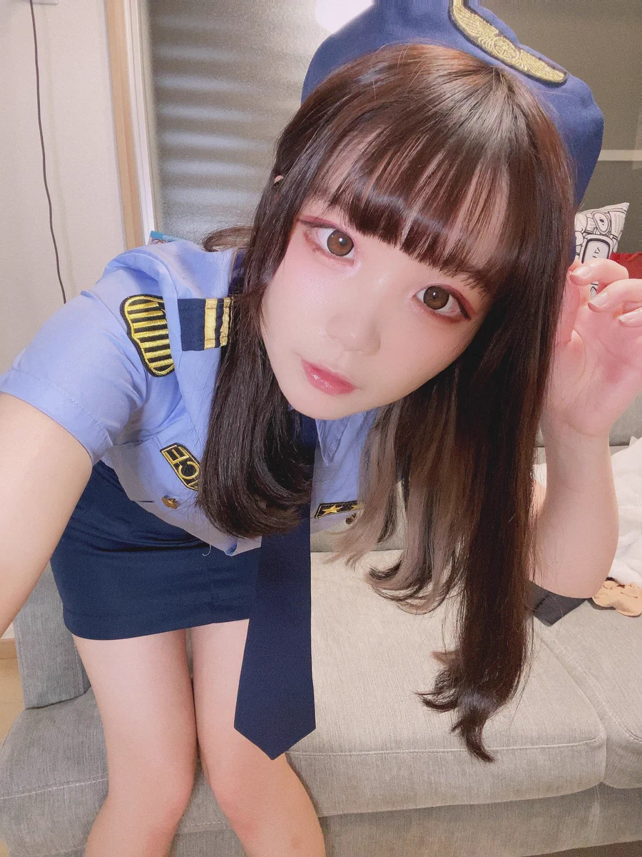 GGzZ8TWasAMarMb?format=webp&