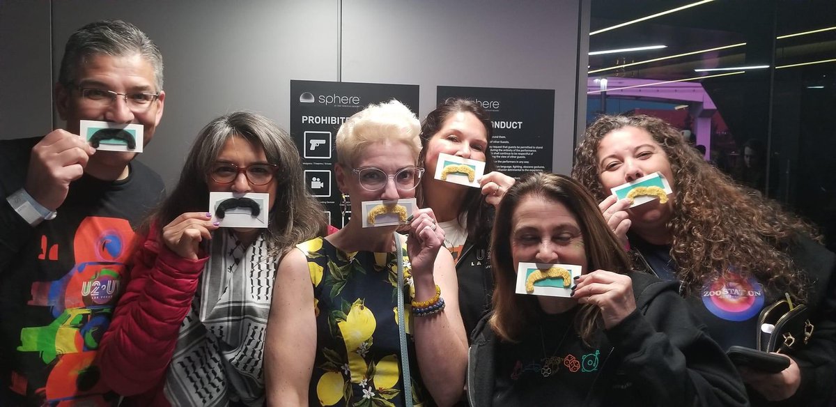 AdamsKimono's tweet photo. this is so great 😄🤣😆😂
here are a few more photos of fans who joined in on the stache flash mob😁👨🦰〰️
📸 Noel Clarke
📸 Michele Picuri
#AdamClayton #AdamStache #BramStache #U2 #U2UVsphere #AdamStacheFlashMob https://t.co/HISfqkXJlU