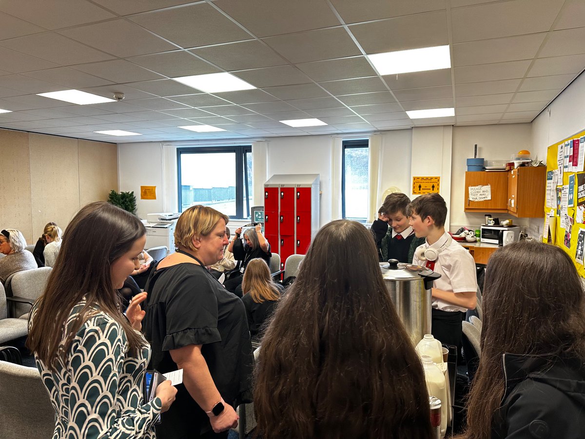 miss_kellow tweet media