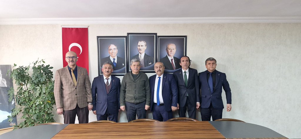TurkavGenMrk's tweet photo. TÜRKAV Kırıkkale Şube Başkanımız Satılmış Düzgün ve şube yönetimi Genel Başkanımız Ebubekir Korkmaz’ı ziyaret etti. Satılmış başkanımız ve yönetimine nazik ziyaretleri için teşekkür ederiz.

#DevletinAsilEvlatları
#TÜRKAV https://t.co/0DQVbbICNS