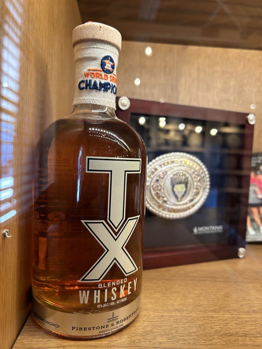 Eran34's tweet photo. ⁦@Rangers⁩ Please call your local ⁦@TXWhiskey⁩ spot and exchange this for the right home team! https://t.co/qhmjXKe7L5