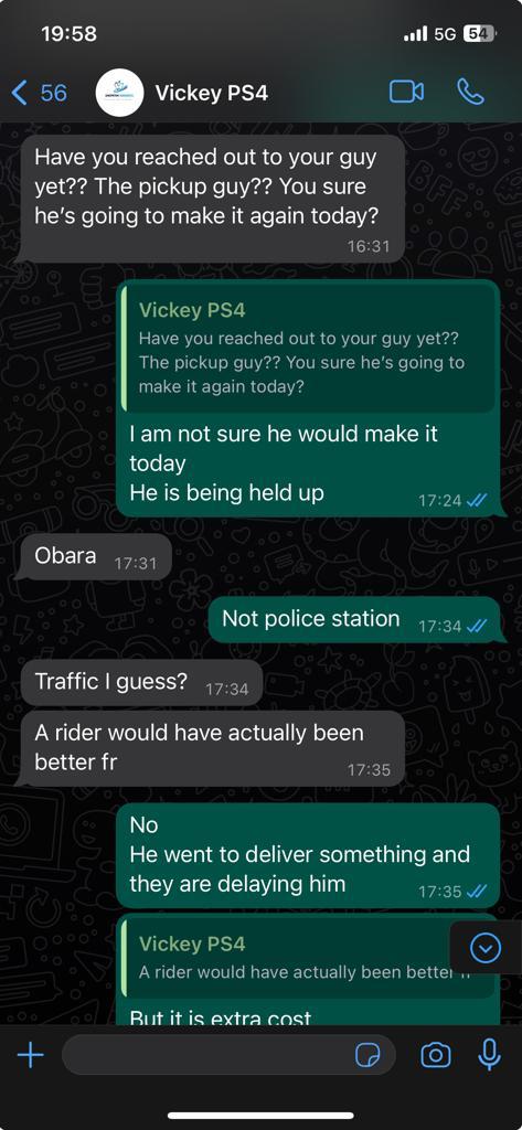 Itee4mee's tweet photo. @Vickey_dSniper madam you advertise and sell PS consoles on IG, payment was made to you since 12th Feb and since then you stopped picking calls and blocked all numbers and handles from reaching you. You are a thief glamorizing yourself as an influencer. https://t.co/QVCy0yeSaF